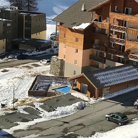 Charmant A Vue Montagne 285 M² Piscine Partagee Allos