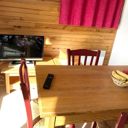 Charmant A Vue Montagne 285 M² Piscine Partagee *